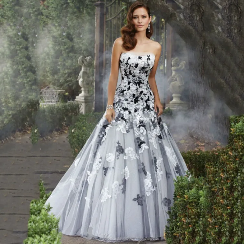 fashion Charming A-Line Strapless Black And White Wedding Dress Flower Lace Appliqued Beaded Bridal Gown trouwjurk
fashion Charming A-Line Strapless Black And White Wedding Dress Flower Lace Appliqued Beaded Bridal Gown trouwjurk