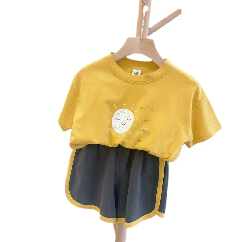 2021 summer children's set boy cotton cartoon casual T-shirt + shorts two-piece set baby girl clothes
2021 summer children's set boy cotton cartoon casual T-shirt + shorts two-piece set baby girl clothes