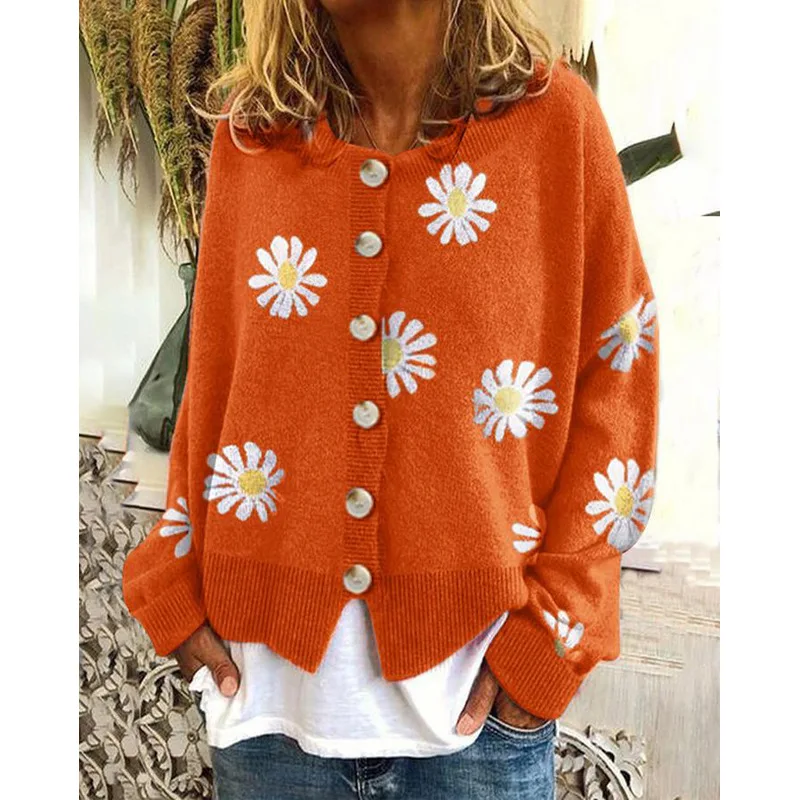 Autumn New Knit Female Cardigan Love Print V-Neck Knitted Cardigan Loose Single Breasted Knit Sweater Coat Women Jacket 2021
Autumn New Knit Female Cardigan Love Print V-Neck Knitted Cardigan Loose Single Breasted Knit Sweater Coat Women Jacket 2021
