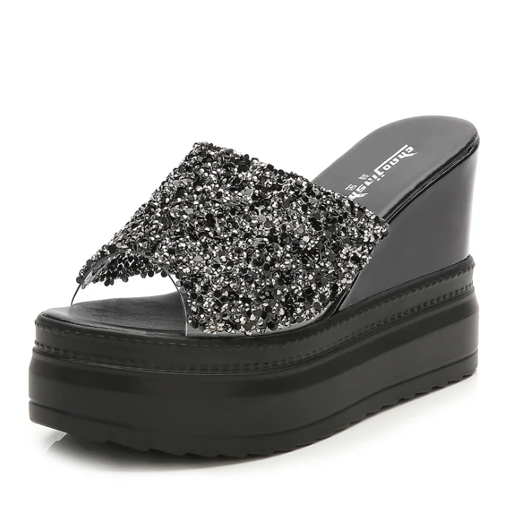 Inner-increasing slope-heel slippers female summer one-flip-flop platform platform rhinestone non-slip sandals
Inner-increasing slope-heel slippers female summer one-flip-flop platform platform rhinestone non-slip sandals