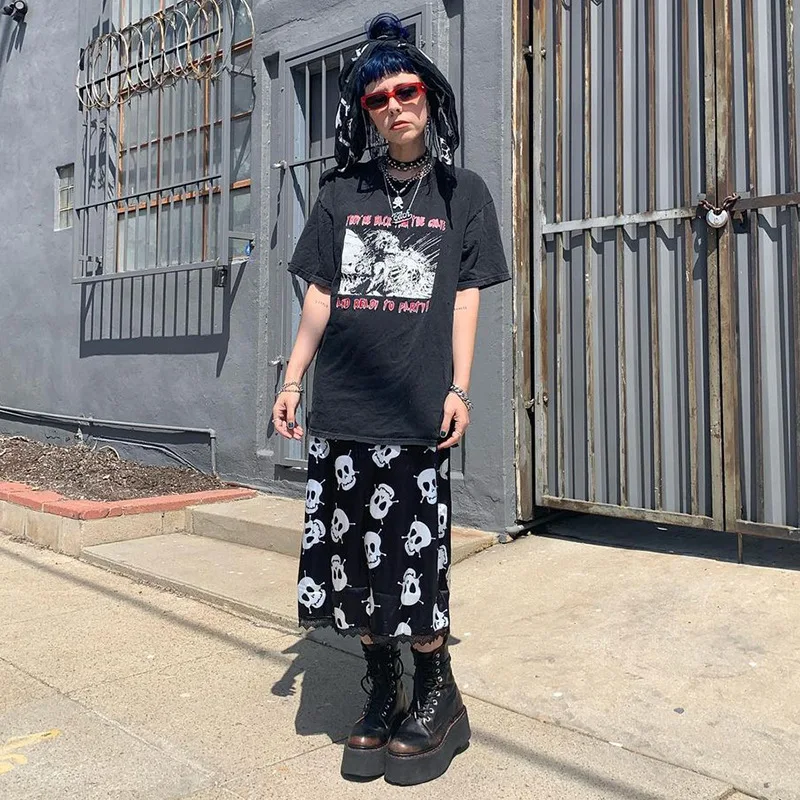 Fashion New Gothic Midi Skirt Summer High Waist Printed Zipper Lace Bag Hip Female Long Skirt Boho Y2K Maxi Skirt Streetwear emo
Fashion New Gothic Midi Skirt Summer High Waist Printed Zipper Lace Bag Hip Female Long Skirt Boho Y2K Maxi Skirt Streetwear emo