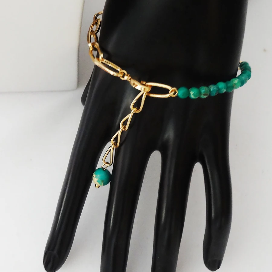 Natural Stone Bead Necklace and Bracelets Set Women Jewelry Chain Necklace with Medallion
Natural Stone Bead Necklace and Bracelets Set Women Jewelry Chain Necklace with Medallion