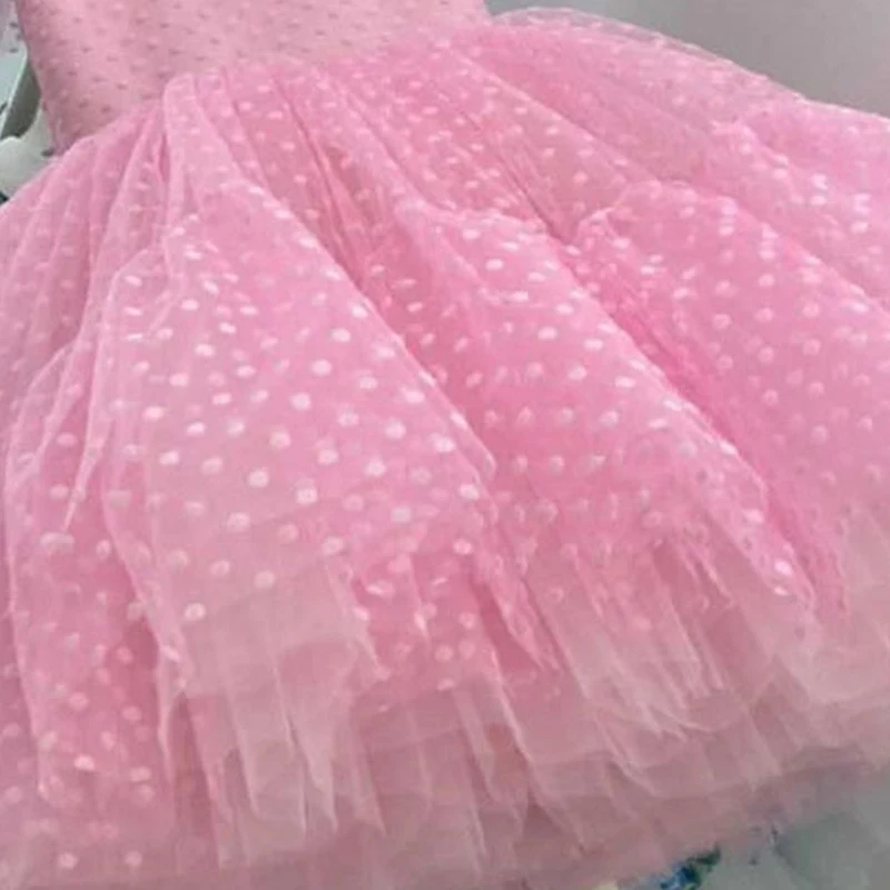 Flower Girls Dresses Illusion O-Neck Short Tulle Lace Dot Knee-Length Luxury Pink Elegant Lovely Kids Party Princess Gown F495
Flower Girls Dresses Illusion O-Neck Short Tulle Lace Dot Knee-Length Luxury Pink Elegant Lovely Kids Party Princess Gown F495