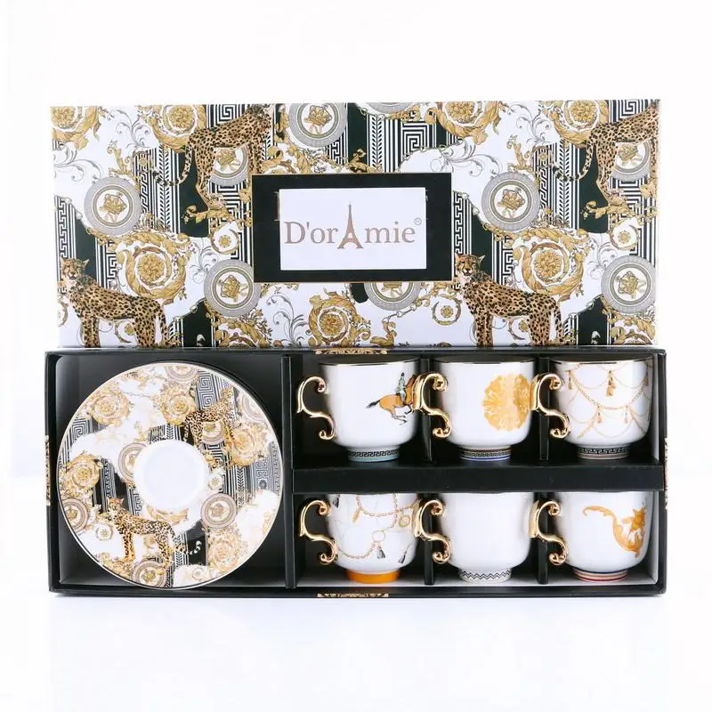 12 pices/ensemble luxe dinde conception os chine th caf lait tasse et soucoupe ensemble rtro Mini tasse bote-cadeau
12 pices/ensemble luxe dinde conception os chine th caf lait tasse et soucoupe ensemble rtro Mini tasse bote-cadeau
