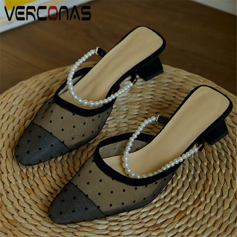 VERCONAS 2021 Sweet Woman Sandals Woman Pumps New Arrival Pearl Decoration Wave Point Pointed Toe Square High Heels Shoes Woman
VERCONAS 2021 Sweet Woman Sandals Woman Pumps New Arrival Pearl Decoration Wave Point Pointed Toe Square High Heels Shoes Woman