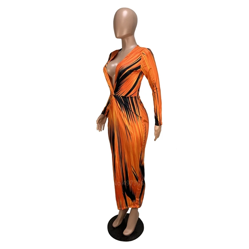 African Dashiki Dress For Women Male Party Fashion Stunning Designed Printed Elastic Slim V-neck Sexy Long Sleeve Dresses S-2XL 
African Dashiki Dress For Women Male Party Fashion Stunning Designed Printed Elastic Slim V-neck Sexy Long Sleeve Dresses S-2XL