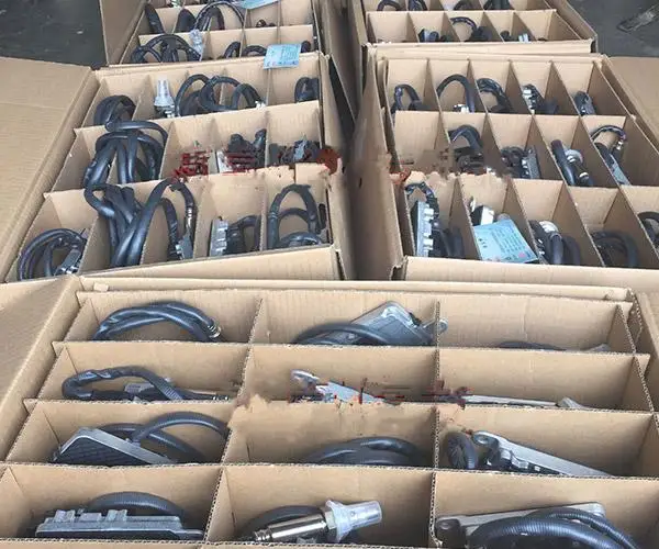 Auto Parts Nitrogen Nox Sensor 5WK96751C SNS151C 4326862
Auto Parts Nitrogen Nox Sensor 5WK96751C SNS151C 4326862