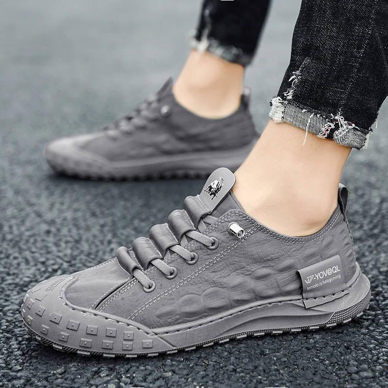 High Quality Men's Shoes Non-slip Sneakers Men Fashion Men's Loafers Shoes 2020 Soft Flat Men Shoes Leather Boat Shoes 
High Quality Men's Shoes Non-slip Sneakers Men Fashion Men's Loafers Shoes 2020 Soft Flat Men Shoes Leather Boat Shoes