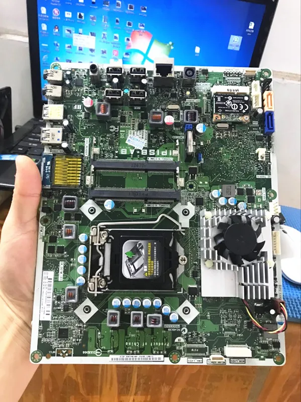 696941-001 700544-501 для HP Pavilion 23 23-B 23-1026CX материнская плата AIO IPISB-AB PGA1155 100% рабочий
696941-001 700544-501 для HP Pavilion 23 23-B 23-1026CX материнская плата AIO IPISB-AB PGA1155 100% рабочий