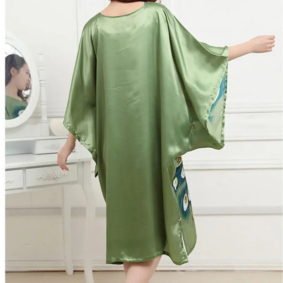 Lady Robe Gown Faux Silk Sleepwear Kaftan Dress Sexy Nightgown Chinese Women Printed Flower
Lady Robe Gown Faux Silk Sleepwear Kaftan Dress Sexy Nightgown Chinese Women Printed Flower