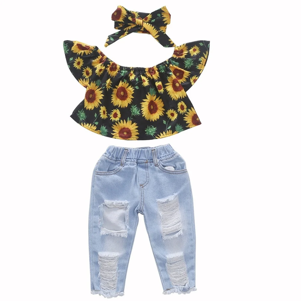 Fashion New Summer Toddler Girl Clothing Set Cotton Top T-shirt + Ripped Jeans + Headscarf 3-piece Clothes Set
Fashion New Summer Toddler Girl Clothing Set Cotton Top T-shirt + Ripped Jeans + Headscarf 3-piece Clothes Set