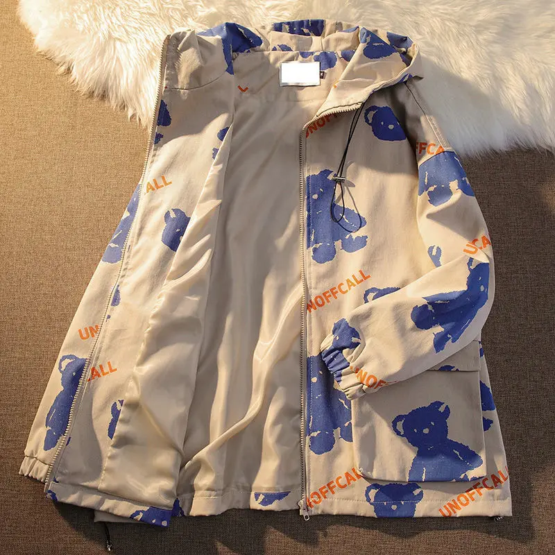 Fashion top hooded jacket women's spring 2021 new loose bear baseball uniform women's hoodie plus size sunscreen sweatshirt
Fashion top hooded jacket women's spring 2021 new loose bear baseball uniform women's hoodie plus size sunscreen sweatshirt