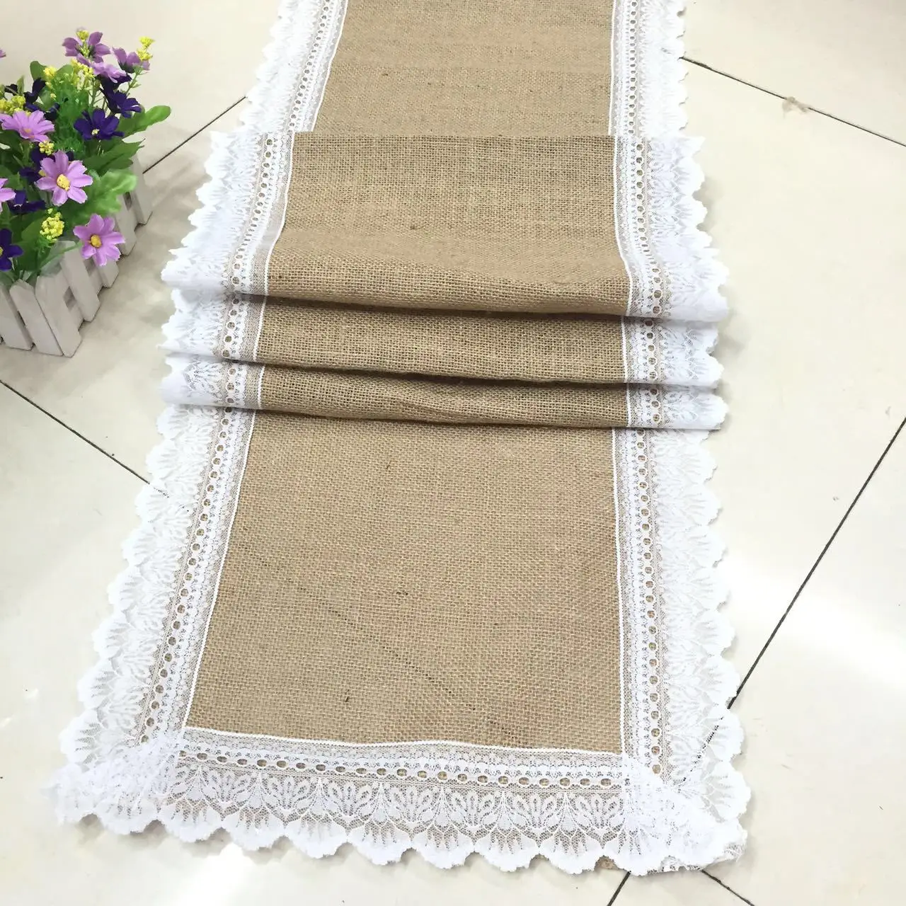Burlap Table Runner 30x275cm Dresser Cover for Farmhouse Jute Table Runner Fabric Wedding Party Fall Decorations Khaki
Burlap Table Runner 30x275cm Dresser Cover for Farmhouse Jute Table Runner Fabric Wedding Party Fall Decorations Khaki