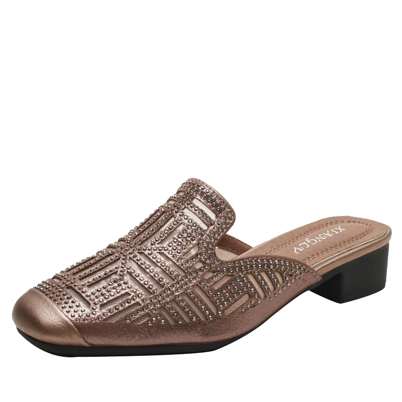 With diamond surface grandmother dragged outside 2021 summer sandals women wear thick with baotou is cool procrastinate
With diamond surface grandmother dragged outside 2021 summer sandals women wear thick with baotou is cool procrastinate