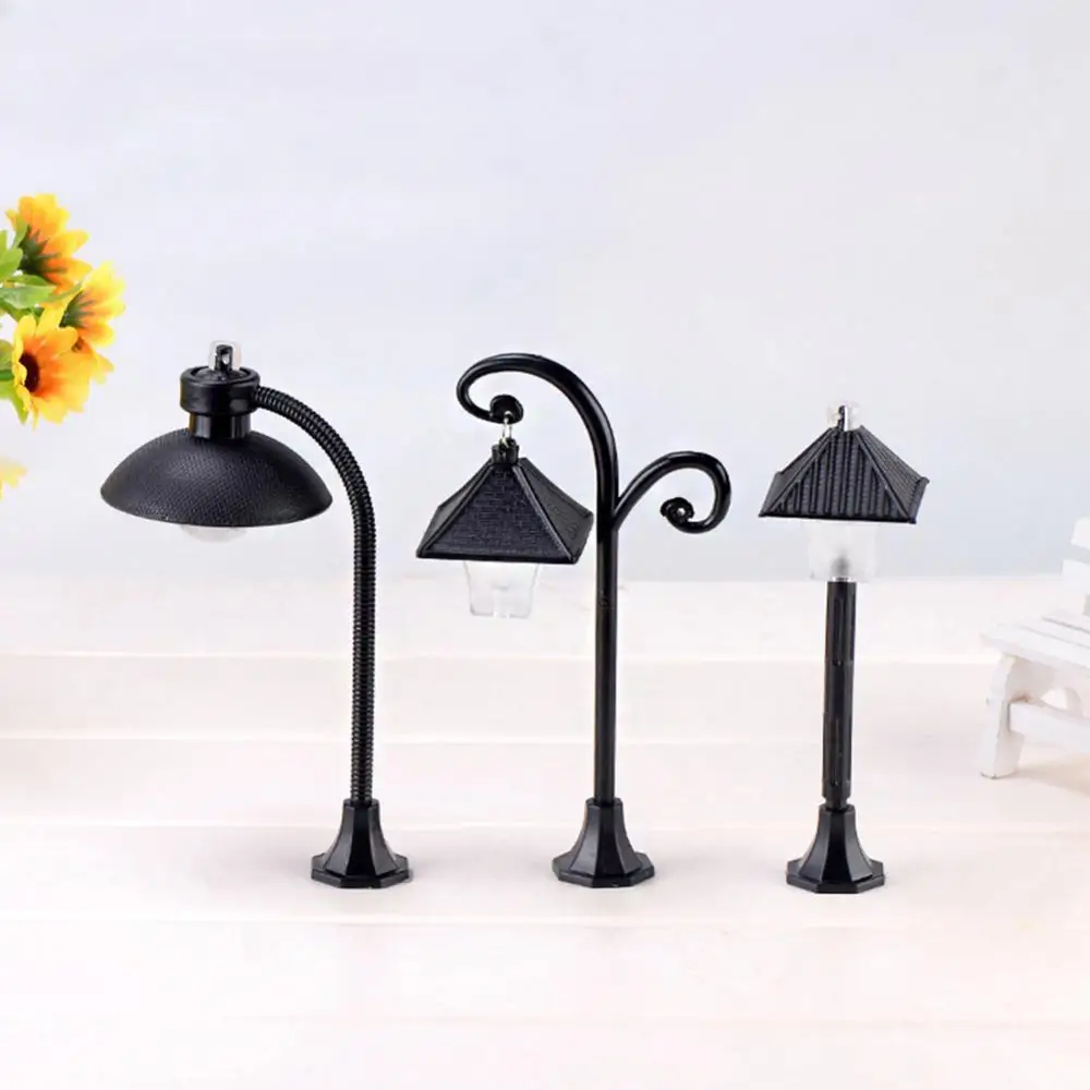 1Pc Creative Resin Street Lamp Model Garden Dollhouse Miniature Landscape Decor
1Pc Creative Resin Street Lamp Model Garden Dollhouse Miniature Landscape Decor