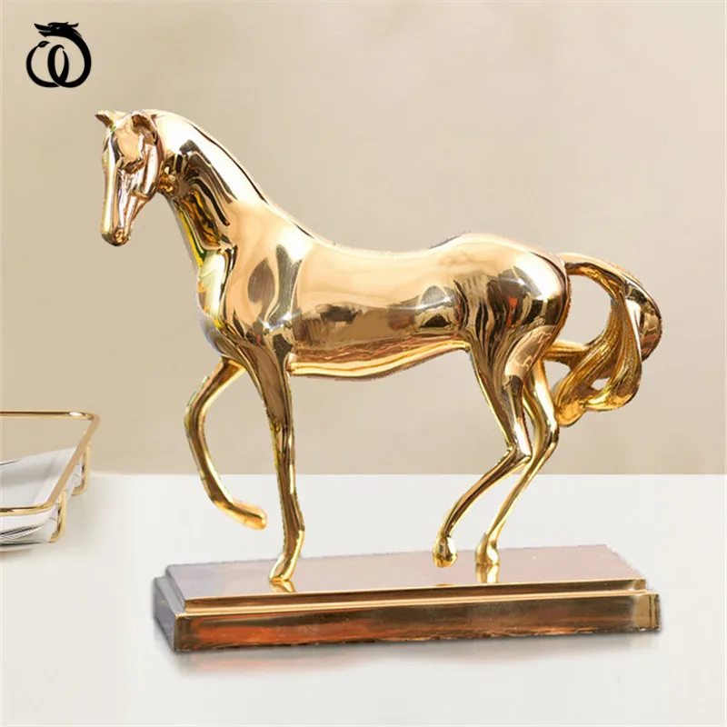 WU CHEN LONG Golden Copper Horse Statue Brass Figurine Decoration Home Deco Ornament Desktop Sculpture Collectable Gift R6747
WU CHEN LONG Golden Copper Horse Statue Brass Figurine Decoration Home Deco Ornament Desktop Sculpture Collectable Gift R6747