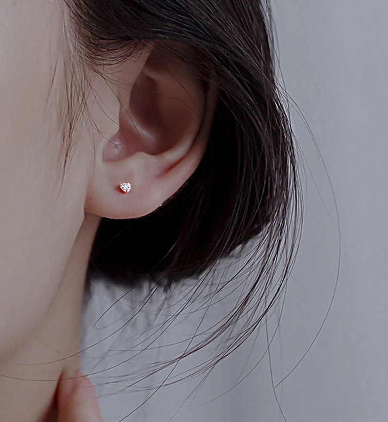 925 Sterling Silver Crystal Heart Stud Earrings For Women Prevent Allergy pendientes pendientes plata de ley 925 mujer
925 Sterling Silver Crystal Heart Stud Earrings For Women Prevent Allergy pendientes pendientes plata de ley 925 mujer