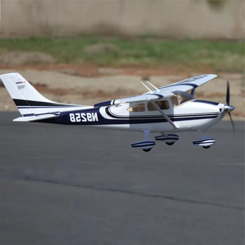 FMS SKY TRAINER 182 Blue 1400mm Wingspan EPO RC Airplane Trainer PNP with Flaps LED Lights Remote Control Plane Toys 
FMS SKY TRAINER 182 Blue 1400mm Wingspan EPO RC Airplane Trainer PNP with Flaps LED Lights Remote Control Plane Toys