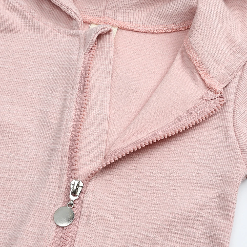 2021New baby dinosaur hooded hooded cotton one-piece suit for men and women baby long-sleeved one-piece baby clothes
2021New baby dinosaur hooded hooded cotton one-piece suit for men and women baby long-sleeved one-piece baby clothes