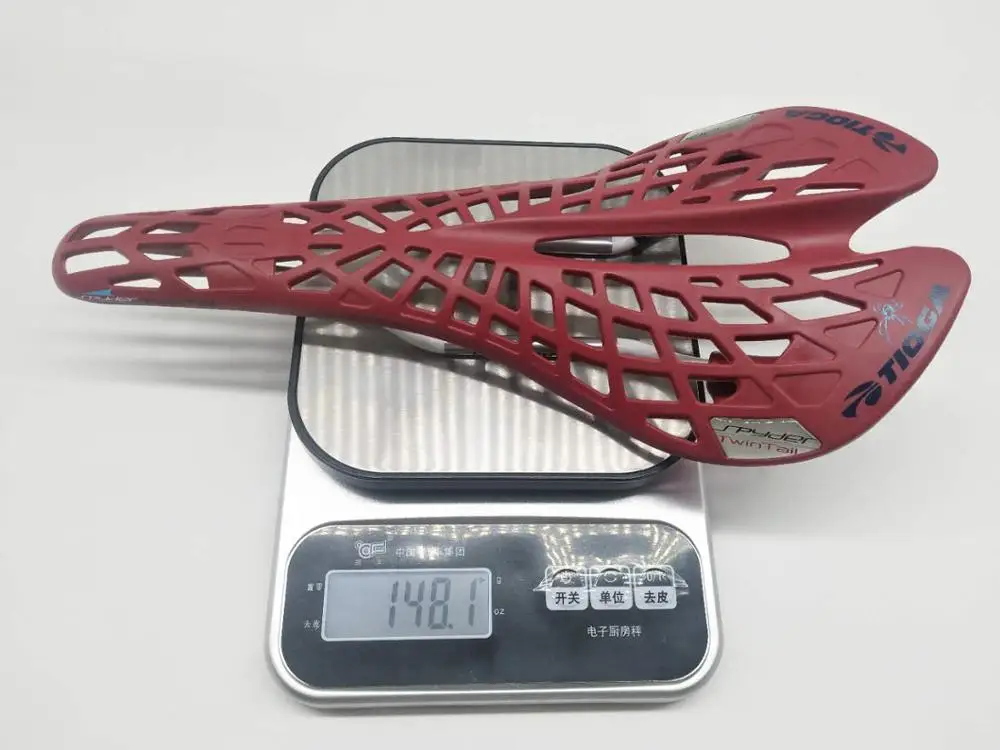 Tioga saddle/New TIOGA TwinTail Saddle Super Light Road Mtb Bike Bicycle Saddle Seat 141g Black/white/red
Tioga saddle/New TIOGA TwinTail Saddle Super Light Road Mtb Bike Bicycle Saddle Seat 141g Black/white/red