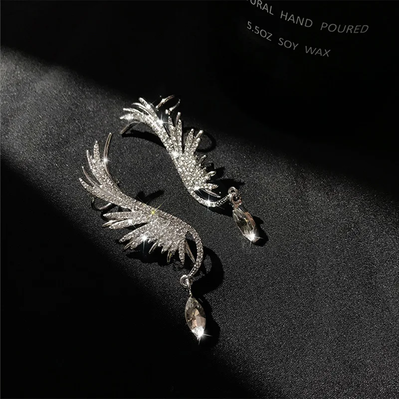 Angel Wings Ear Studs Luxury Rhinestone Inlay Female Creative Temperament Jewelry Accessories All-Match Korean Ear Bones Clip
Angel Wings Ear Studs Luxury Rhinestone Inlay Female Creative Temperament Jewelry Accessories All-Match Korean Ear Bones Clip