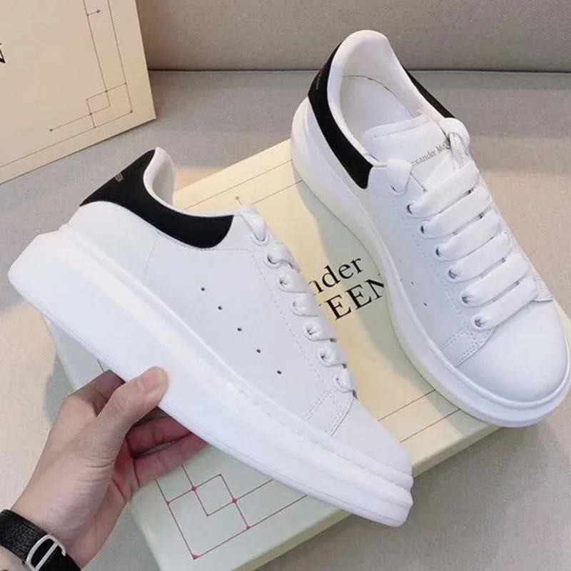 Luxury Shoes Women Designer Sneaker Thick Bottom Genuine Leather Platform Couples Vulcanized Shoes Ladies Lace-up Sports Shoes
Luxury Shoes Women Designer Sneaker Thick Bottom Genuine Leather Platform Couples Vulcanized Shoes Ladies Lace-up Sports Shoes