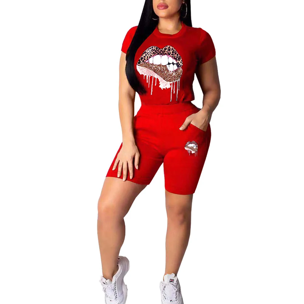Women Short Sleeve Lips Printed T-shirt Top Elastic Waist Shorts Two Pieces Casual Style Outfit Female O-Neck Pullover Clubwear
Women Short Sleeve Lips Printed T-shirt Top Elastic Waist Shorts Two Pieces Casual Style Outfit Female O-Neck Pullover Clubwear