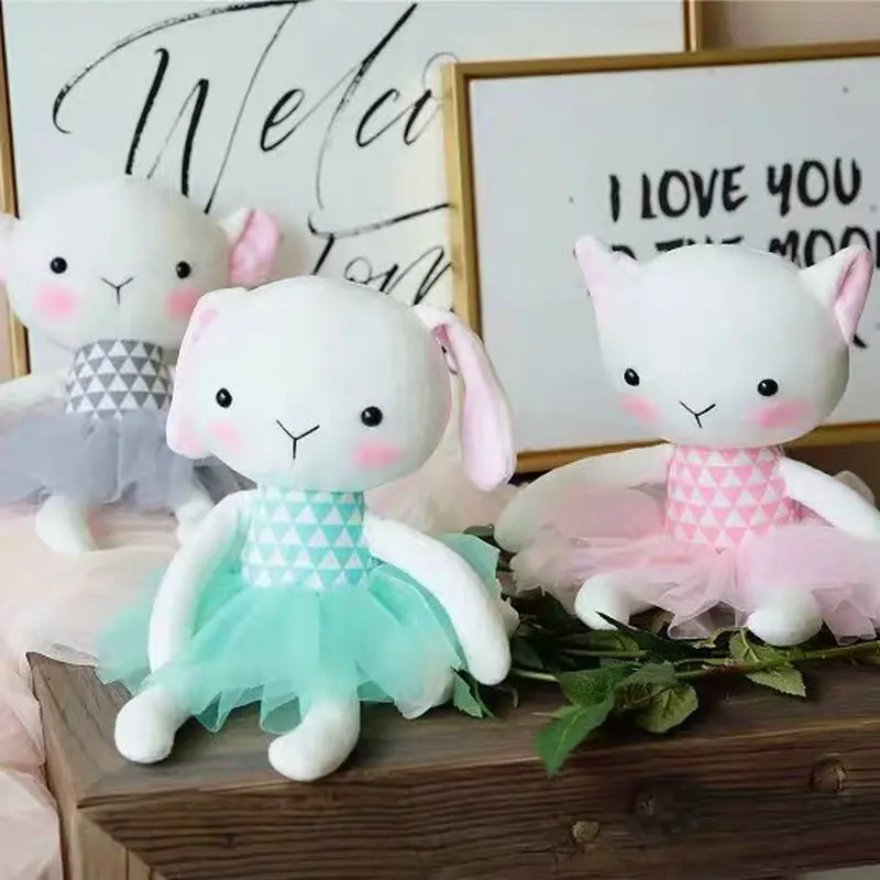 

Ins High Quality Baby Stuffed Green Dressing Rabbit Toy Plush Soft Skirt Cat/Lamb Doll Sleeping Appease Gift Wzw