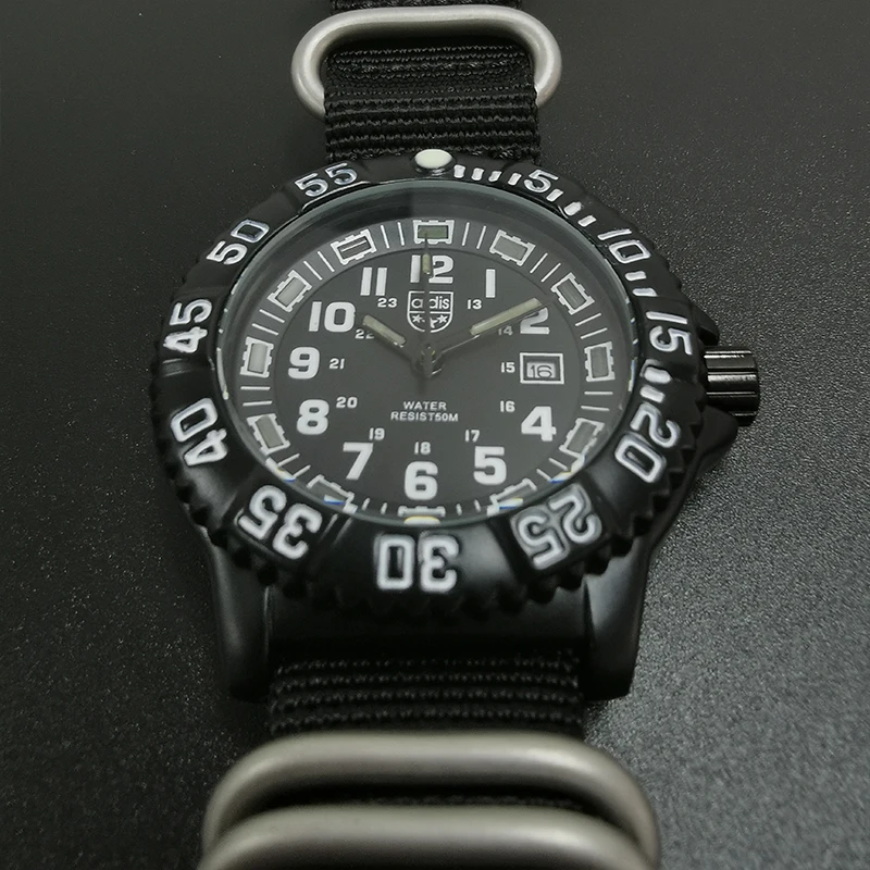Часы наручные мужские кварцевые в стиле милитари нейлоновые водонепроницаемые