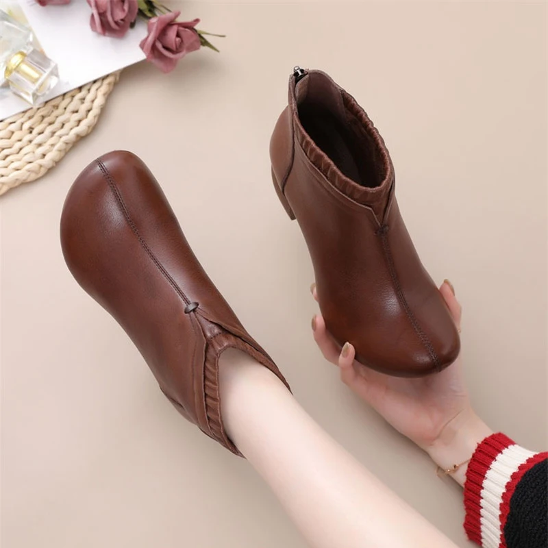 CEYANEAO2020 New Round Toe Women Boots Spring Autumn 100% Genuine Leather Thick Heel Ankle Boots For Women High Heel Boots Black
CEYANEAO2020 New Round Toe Women Boots Spring Autumn 100% Genuine Leather Thick Heel Ankle Boots For Women High Heel Boots Black