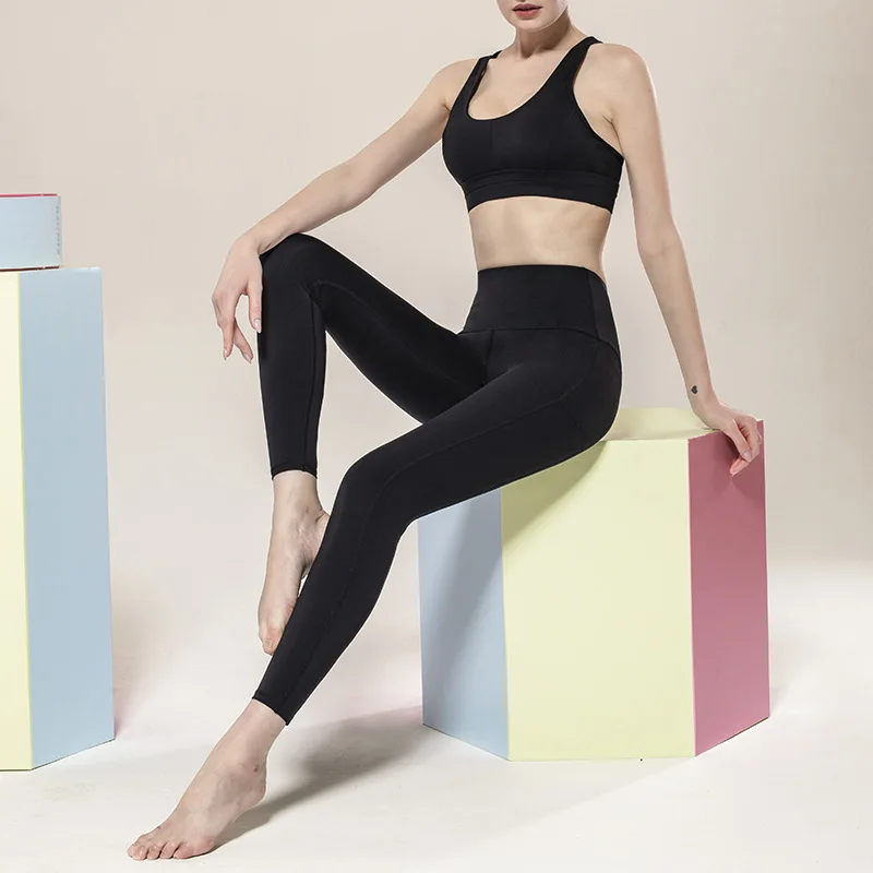 Naked feeling Sports Yoga Pants Women Side Pocket Running Pants High Quality Girls Black Sexy Slim Yoga Leggings Fitness pants
Naked feeling Sports Yoga Pants Women Side Pocket Running Pants High Quality Girls Black Sexy Slim Yoga Leggings Fitness pants