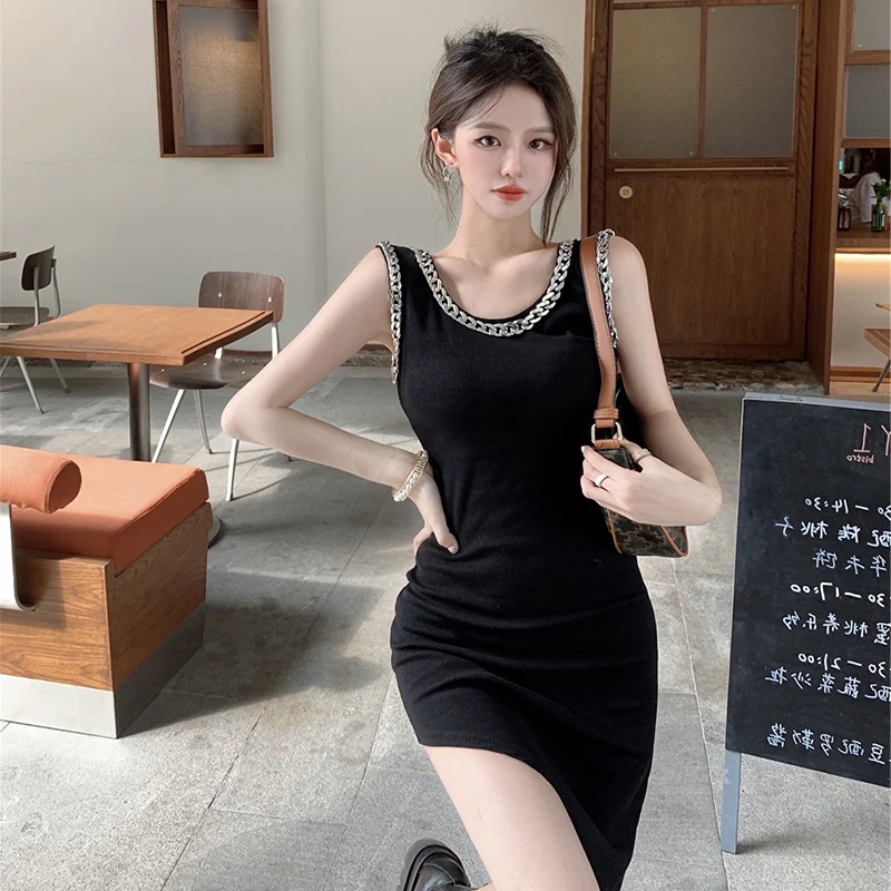 Vest Dress Women Casual Dress 2021 Summer Black Irregular Chain Sexy Bodycon Sleeveless Vest Tanks Slim Strap Party Dresses
Vest Dress Women Casual Dress 2021 Summer Black Irregular Chain Sexy Bodycon Sleeveless Vest Tanks Slim Strap Party Dresses