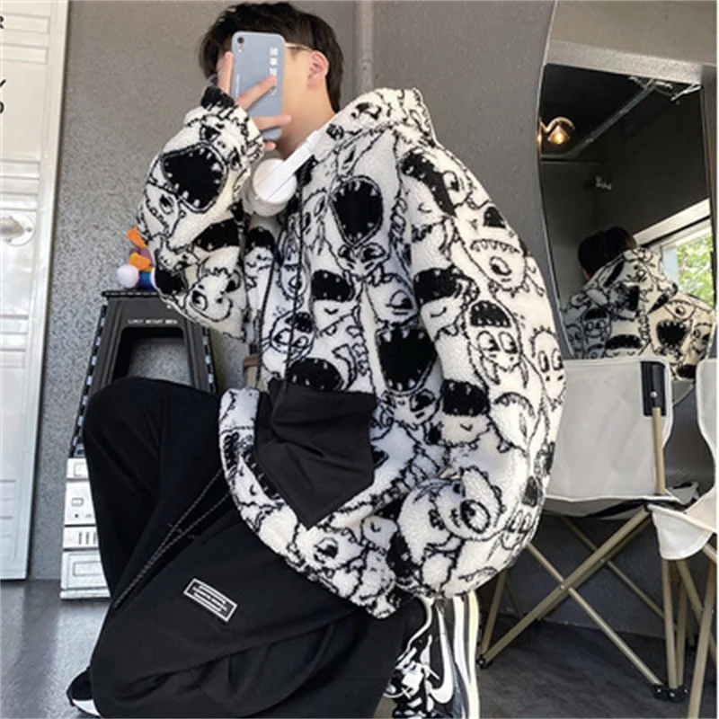 New autumn and winter sweater men's black and white Hong Kong style loose large size trendy men's thick lamb wool long-sleeved T
New autumn and winter sweater men's black and white Hong Kong style loose large size trendy men's thick lamb wool long-sleeved T