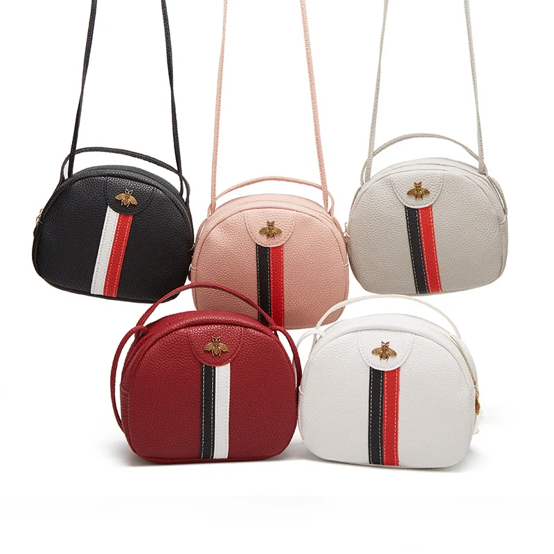 Wholesale Women Bee Small Bag Striped One-shoulder Mobile Phone Bag Wholesale 2021 New Products Ladies Messenger Purse
Wholesale Women Bee Small Bag Striped One-shoulder Mobile Phone Bag Wholesale 2021 New Products Ladies Messenger Purse