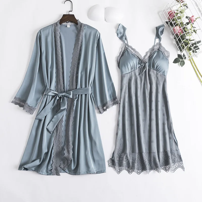Women Two Piece Set Sexy Bride Bridesmaid Wedding Robe Kimono Bathrobe Gown Lace Nightgown Loose Home Clothes Sleepwear
Women Two Piece Set Sexy Bride Bridesmaid Wedding Robe Kimono Bathrobe Gown Lace Nightgown Loose Home Clothes Sleepwear