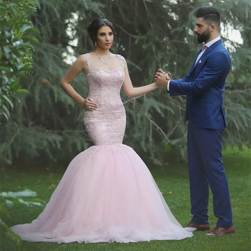 2020 Sweetheart Lace Mermaid Garden Wedding Dresses Satin Lace Applique Sweep Train Boho Wedding Bridal Gowns Custom Made
2020 Sweetheart Lace Mermaid Garden Wedding Dresses Satin Lace Applique Sweep Train Boho Wedding Bridal Gowns Custom Made
