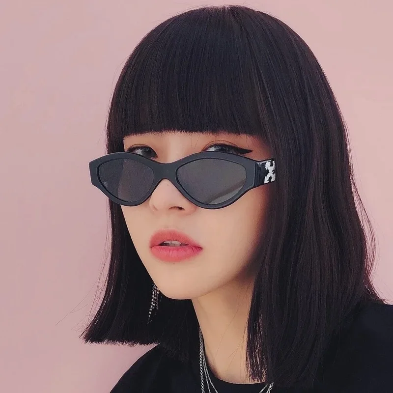 2020 Cute Sexy Ladies Cat Eye Sunglasses Women Brand Vintage Small Round Sun Glasses Women Female Oval Glasses UV400 Hot Sell
2020 Cute Sexy Ladies Cat Eye Sunglasses Women Brand Vintage Small Round Sun Glasses Women Female Oval Glasses UV400 Hot Sell