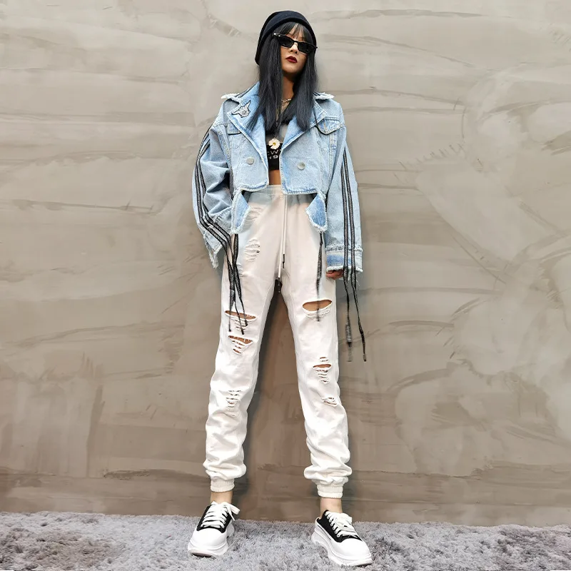 Denim jacket female Korean fashion spring and autumn wild 2020 new loose short suit collar retro Hong Kong style top
Denim jacket female Korean fashion spring and autumn wild 2020 new loose short suit collar retro Hong Kong style top