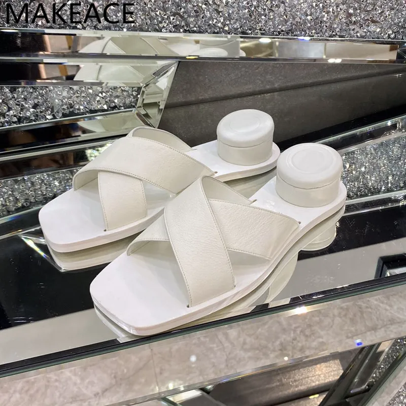 Summer new flat-bottomed increased cross-over sandals slippers women's Real leather fashion mid-heel flip-flops women black 2021
Summer new flat-bottomed increased cross-over sandals slippers women's Real leather fashion mid-heel flip-flops women black 2021