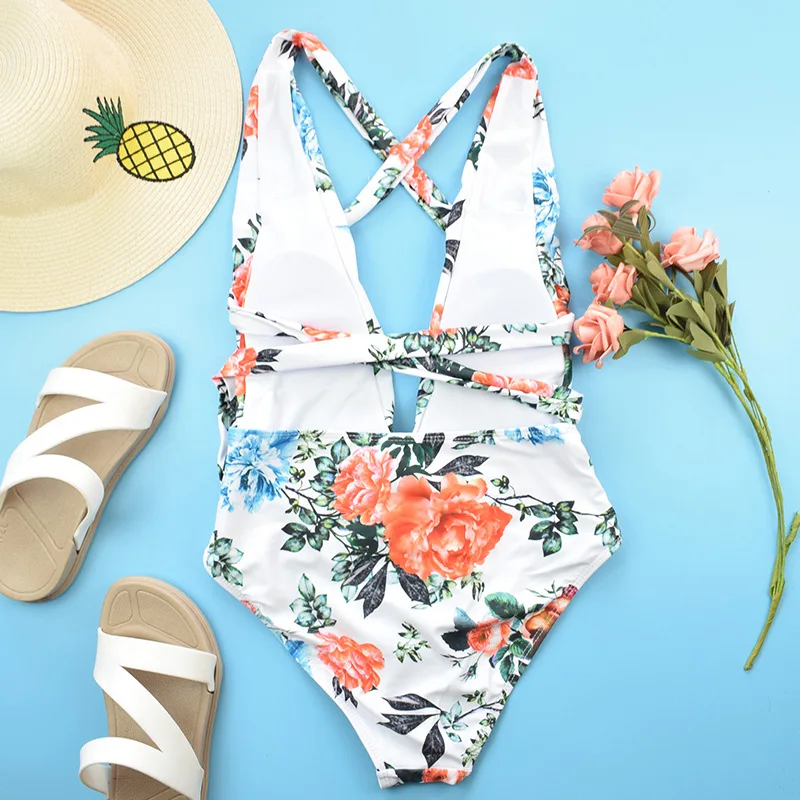 Vintage rose Print One Piece Swimsuit bikini 2020 mujer Sexy Women floral Swimwear Monokini feminino praia Bathing Suit
Vintage rose Print One Piece Swimsuit bikini 2020 mujer Sexy Women floral Swimwear Monokini feminino praia Bathing Suit