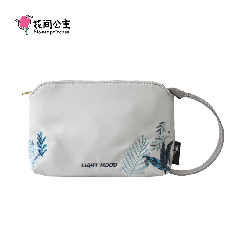 Flower Princess Light Mood 2021 Spring New Women's Nylon Embroidered Wallet Wrist Clutch Bag Handbag Cell Phone Small Bags
Flower Princess Light Mood 2021 Spring New Women's Nylon Embroidered Wallet Wrist Clutch Bag Handbag Cell Phone Small Bags