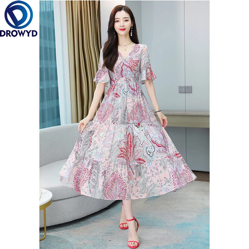 2021 New Summer Bohemian Women Dresses Casual Chiffon Floral Print Dress Ruffles Sleeve V-Neck Office Ladies Vintage Beach Dress
2021 New Summer Bohemian Women Dresses Casual Chiffon Floral Print Dress Ruffles Sleeve V-Neck Office Ladies Vintage Beach Dress