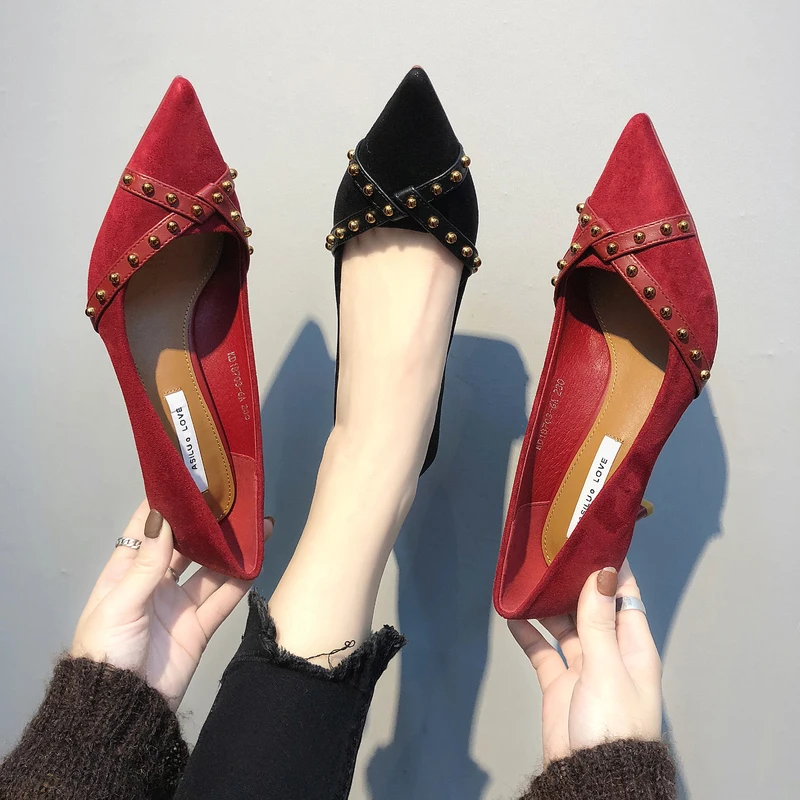 Women's high heels spring and autumn mature rivet PU Slip-On design wild frosted sexy Banquet luxury thin heel shoes W27-25
Women's high heels spring and autumn mature rivet PU Slip-On design wild frosted sexy Banquet luxury thin heel shoes W27-25