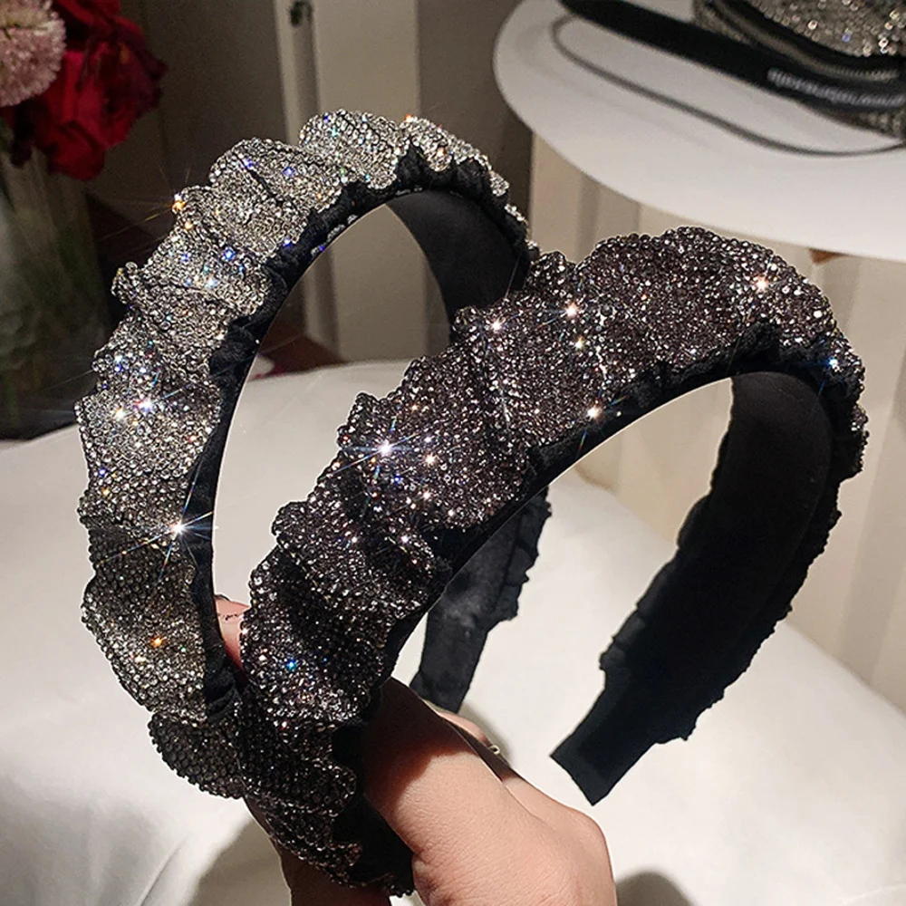 Shiny Rhinestone Headband Wide Vintage Crystal Hair Band For Girls Women Exquisite Girls Hair Band Accessories
Shiny Rhinestone Headband Wide Vintage Crystal Hair Band For Girls Women Exquisite Girls Hair Band Accessories