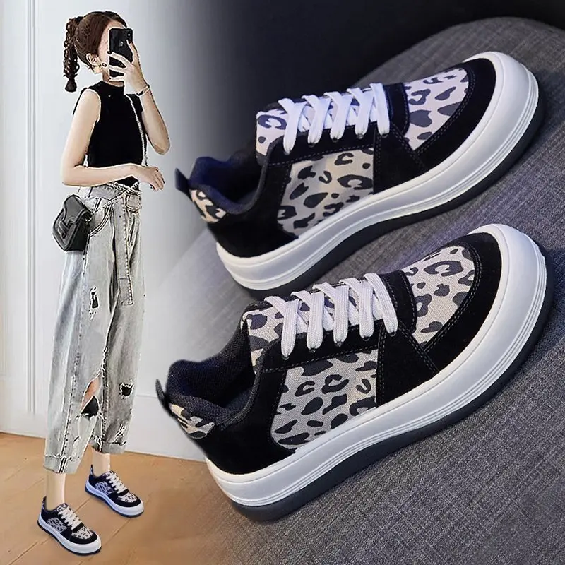 Flock Soft Leather Shoes Woman Sneakers Casual Shoes Women Female Vulcanized Women's Breathable Flat Unisex Leopard Pattern Shoe 
Flock Soft Leather Shoes Woman Sneakers Casual Shoes Women Female Vulcanized Women's Breathable Flat Unisex Leopard Pattern Shoe