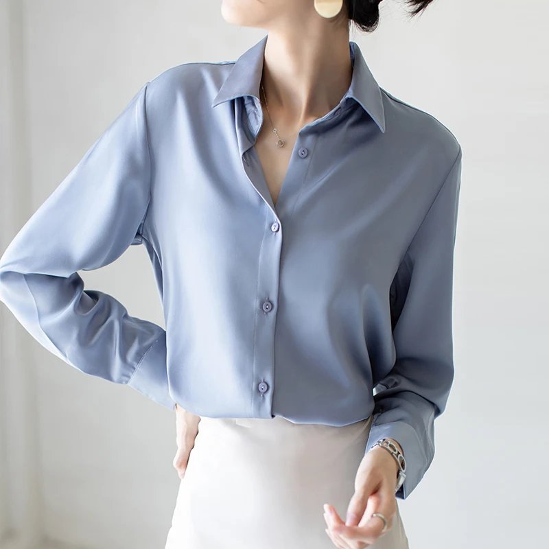 Однотонная атласная шифоновая женская рубашка, летняя Новинка 2021, с отложным воротником, с длинными рукавами, элегантная Офисная Женская ве...
Однотонная атласная шифоновая женская рубашка, летняя Новинка 2021, с отложным воротником, с длинными рукавами, элегантная Офисная Женская ве...