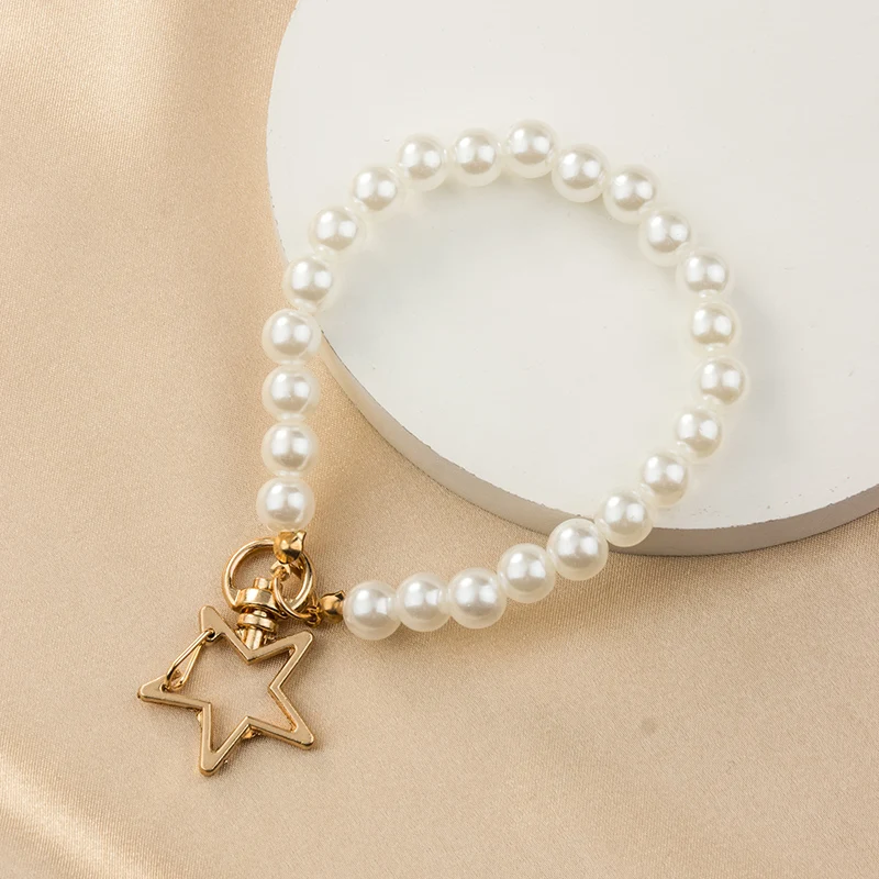 Fashion Pearl Hand Rope Keychain Kawaii Airpods Jewelry Key Chain Accessories Pendant For Clothes Backpack Keyring Phone Charm
Fashion Pearl Hand Rope Keychain Kawaii Airpods Jewelry Key Chain Accessories Pendant For Clothes Backpack Keyring Phone Charm