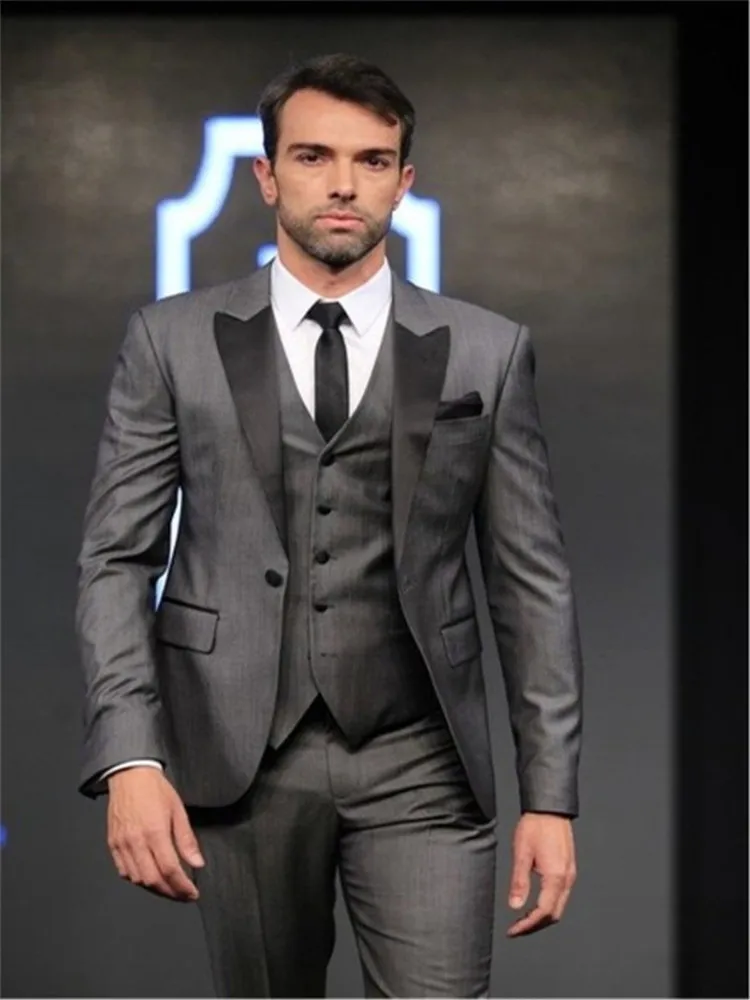 The Latest Coat Pant Designs Grey Skinny Men Suit Formal Stage Prom Simple Marriage Tuxedo 3 Piece Mens suits(Jacket+Pants+Vest)
The Latest Coat Pant Designs Grey Skinny Men Suit Formal Stage Prom Simple Marriage Tuxedo 3 Piece Mens suits(Jacket+Pants+Vest)