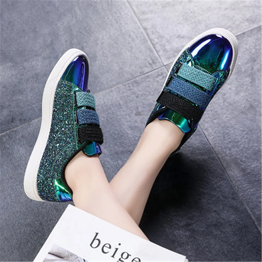 New 2021 Crystal Diamonds Women Flats Bling Shoes Rhinestone Ladies Casual Sneakers Round Toe Platform Trainers Black White Blue
New 2021 Crystal Diamonds Women Flats Bling Shoes Rhinestone Ladies Casual Sneakers Round Toe Platform Trainers Black White Blue