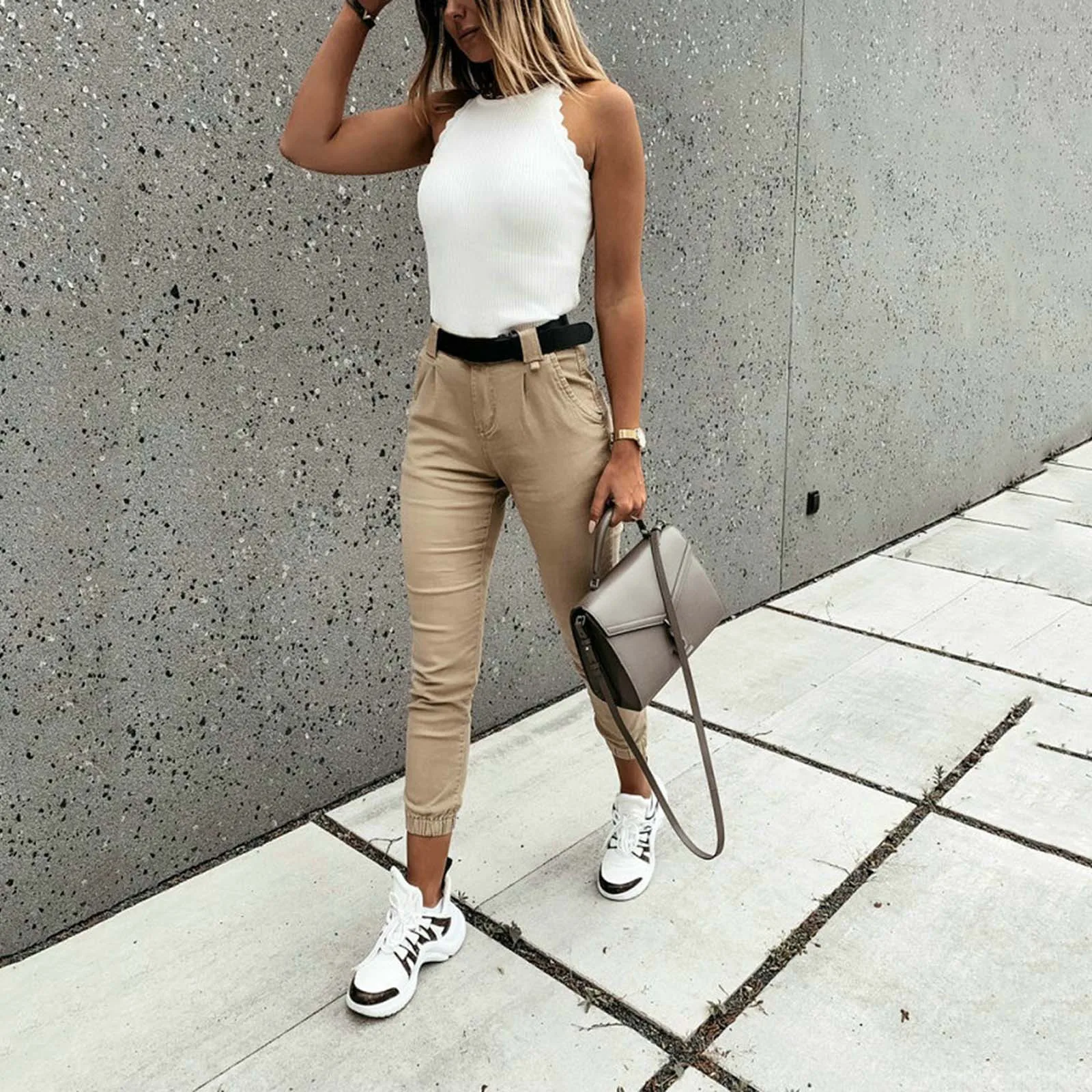 Модная трикотажная Женская майка, летний топ с круглым вырезом, однотонная женская новая сексуальная облегающая кружевная майка, женский э...
Модная трикотажная Женская майка, летний топ с круглым вырезом, однотонная женская новая сексуальная облегающая кружевная майка, женский э...